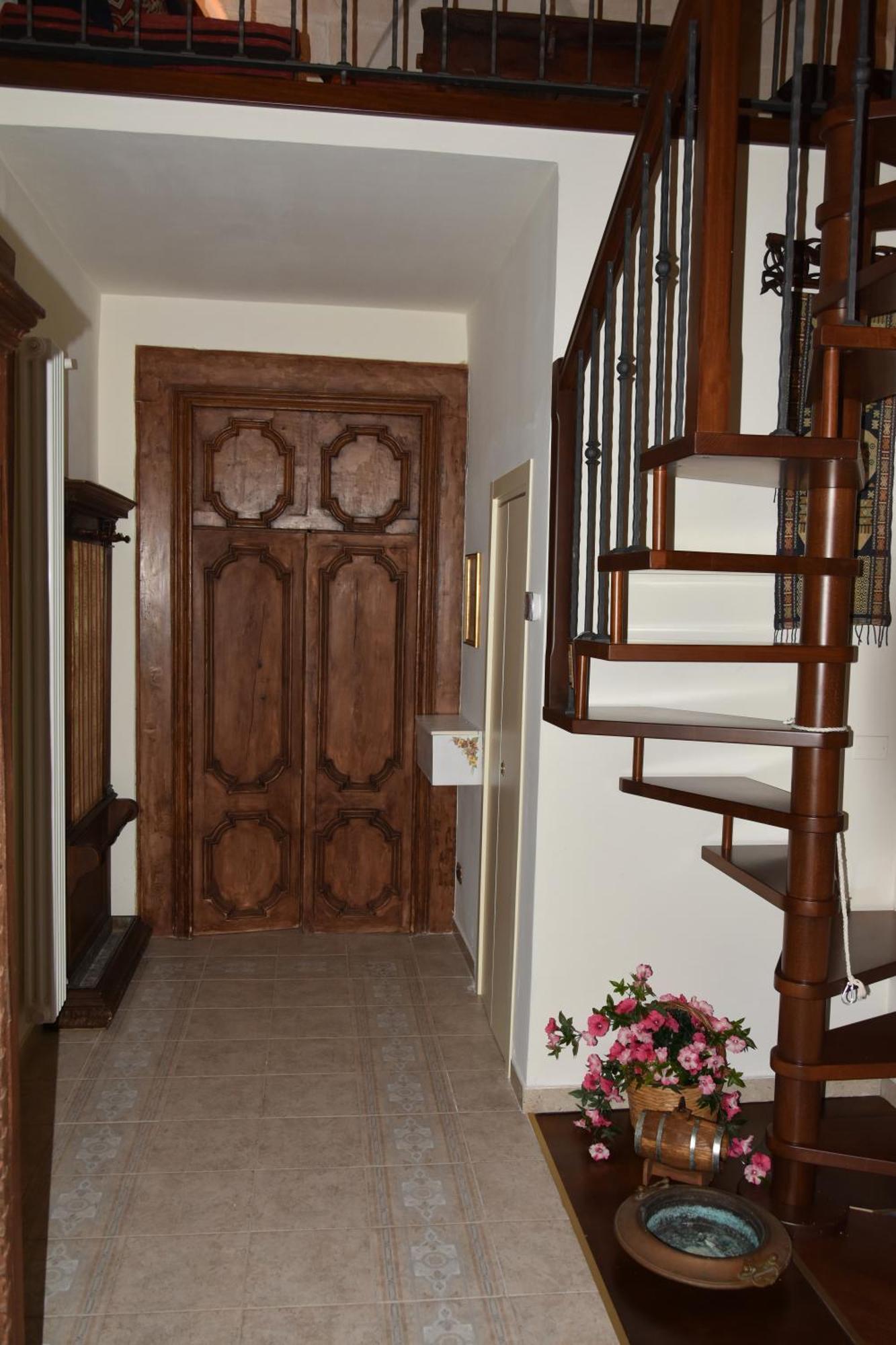 La Regina Historic House Apartment มาเตรา ภายนอก รูปภาพ