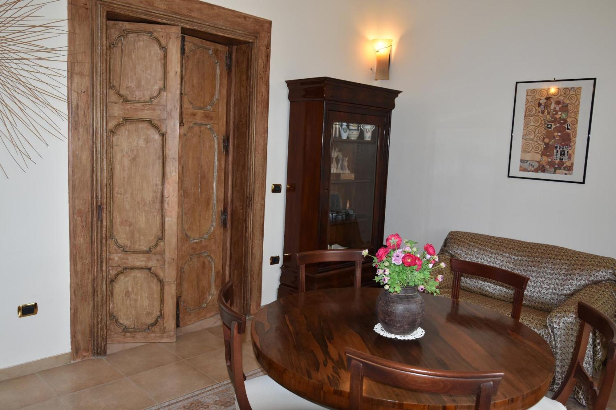 La Regina Historic House Apartment มาเตรา ภายนอก รูปภาพ